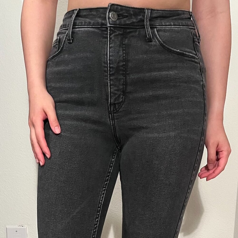 Old Navy Distressed Black Skinny Jeans